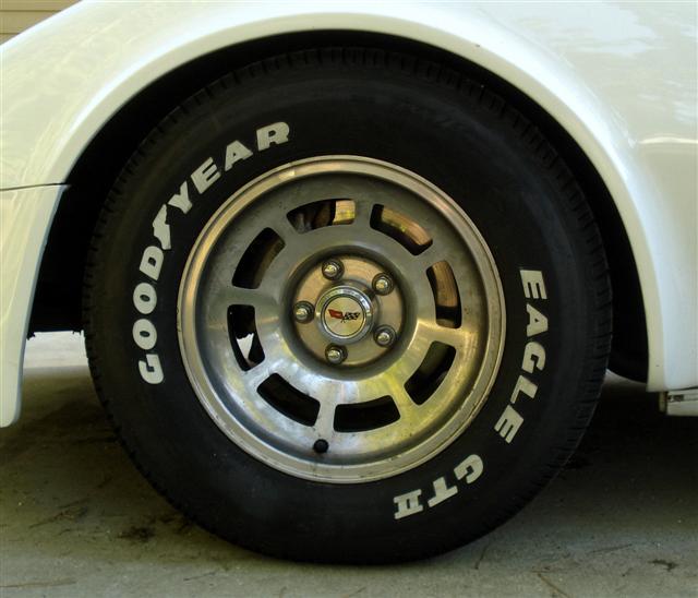 raised white letter tires for classic cars Goodyear Eagle GT2 on 1982 Corvette