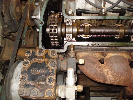 Jaguar XKE twin cams