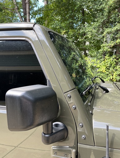 2016 Jeep Wrangler windshield