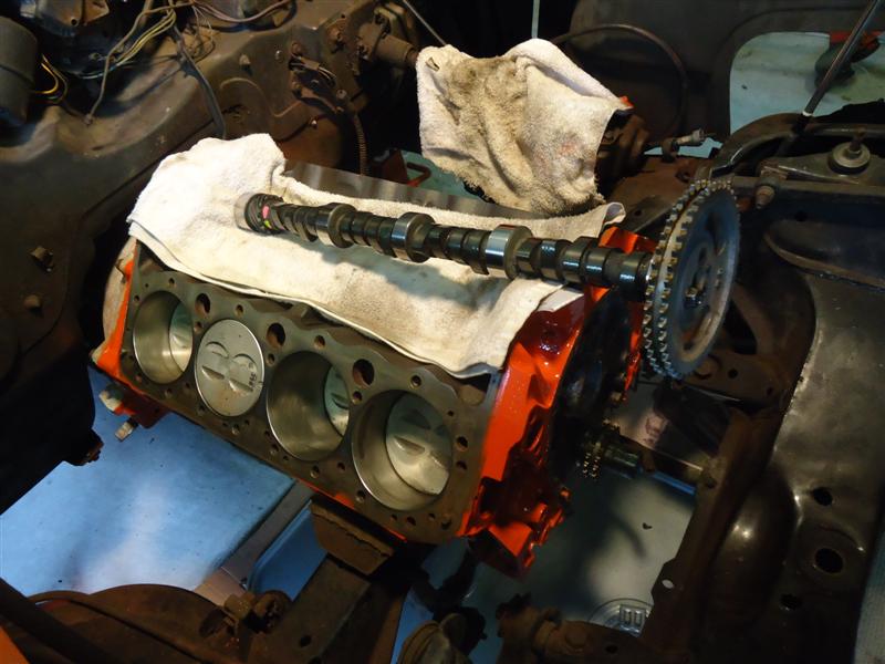 Camshaft installation on 327 Chevy Camshaft assembly lube small-block Chevy