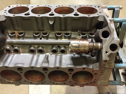 vintage small-block Chevy with road draft tube old school SBC with road draft tube
