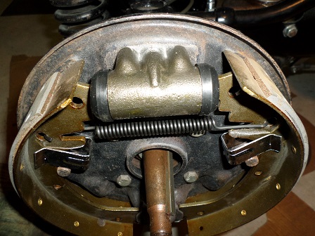 rebuild wheel cylinders on old car break cylinder rebuild